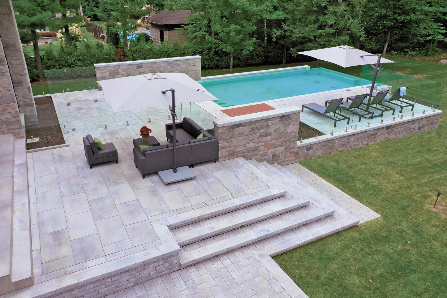 Photo du produit Couronnement Lafitt Plus par Permacon