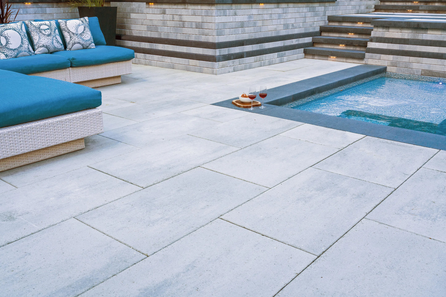 Photo du produit Dalle Méga Melville par Permacon