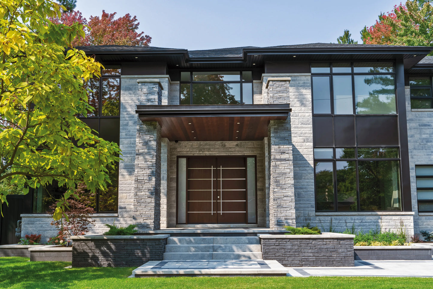 Photo du produit Marche Méga Melville Plus par Permacon