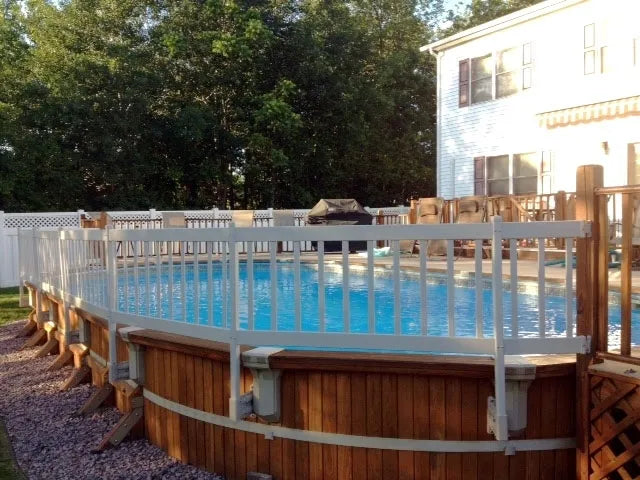 Clôture de piscine - Hors terre - Résine haut de gamme