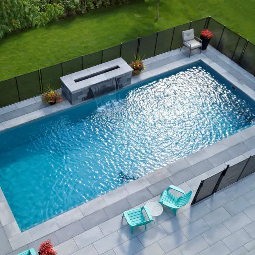 Image de la piscine creusée du modèle Bayfield en couleur Ocean 