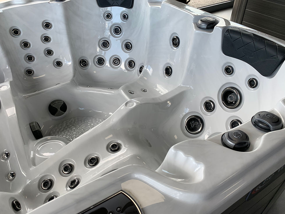 Spa | BeWell |  O567C | 5 Places | 67 Jets