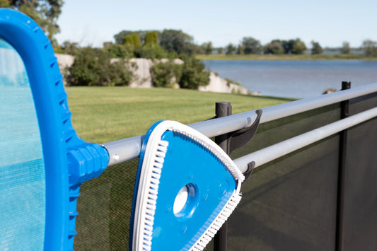 Crochets double pour accessoires de piscine