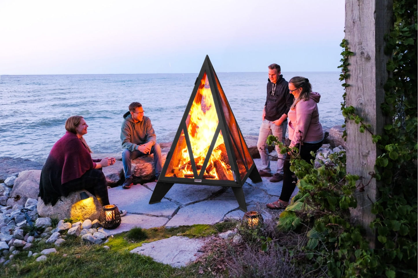 Foyer | Iron Embers | Pyramid | 6'