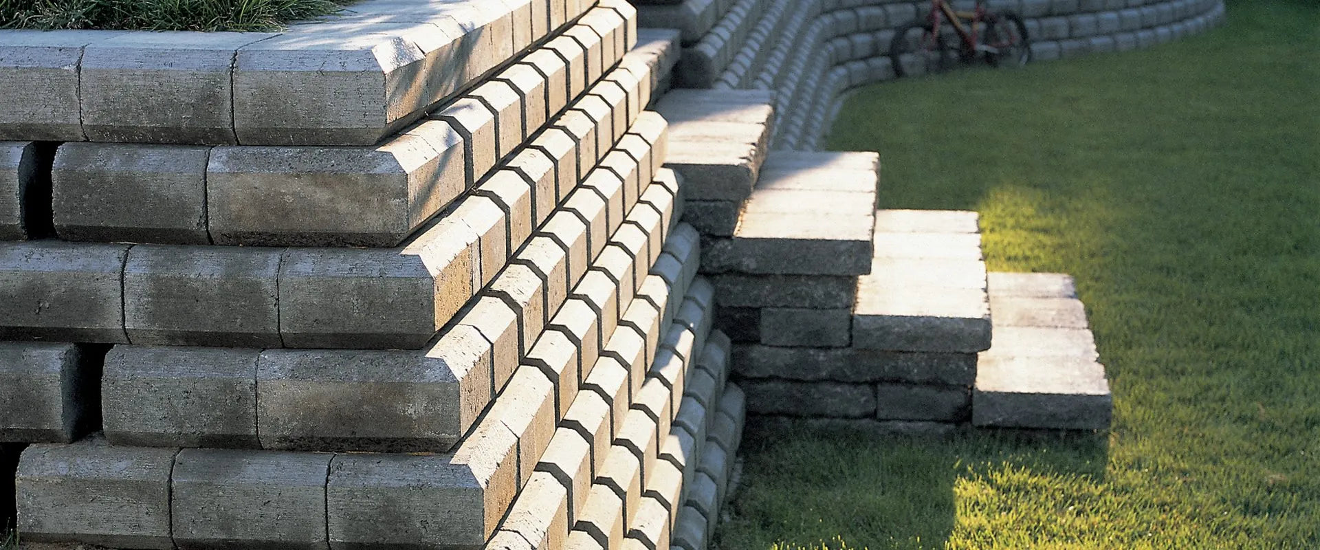Photo du produit Muret Talus Universel par Permacon