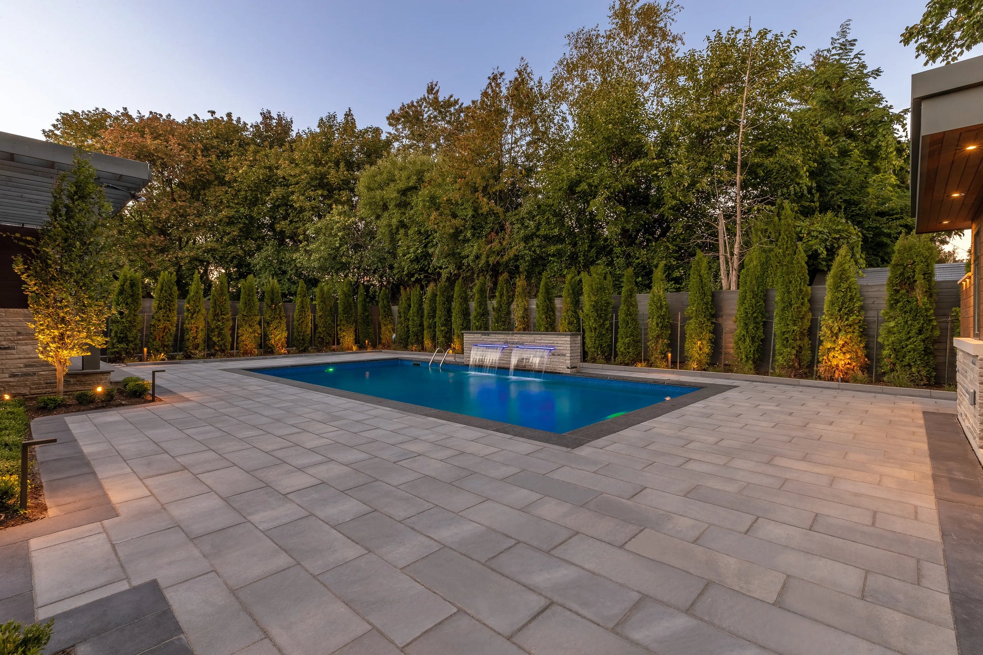 Photo du produit Dalle Cassara Grand Rectangle par Permacon