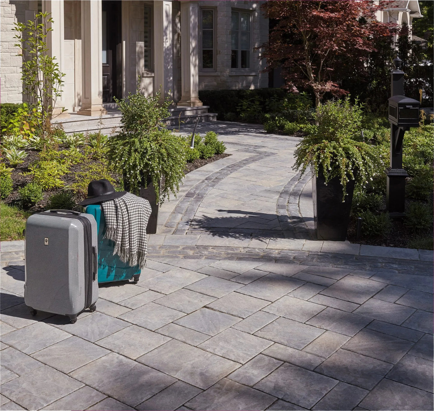Photo du produit Pavé Mondrian Plus 80 par Permacon