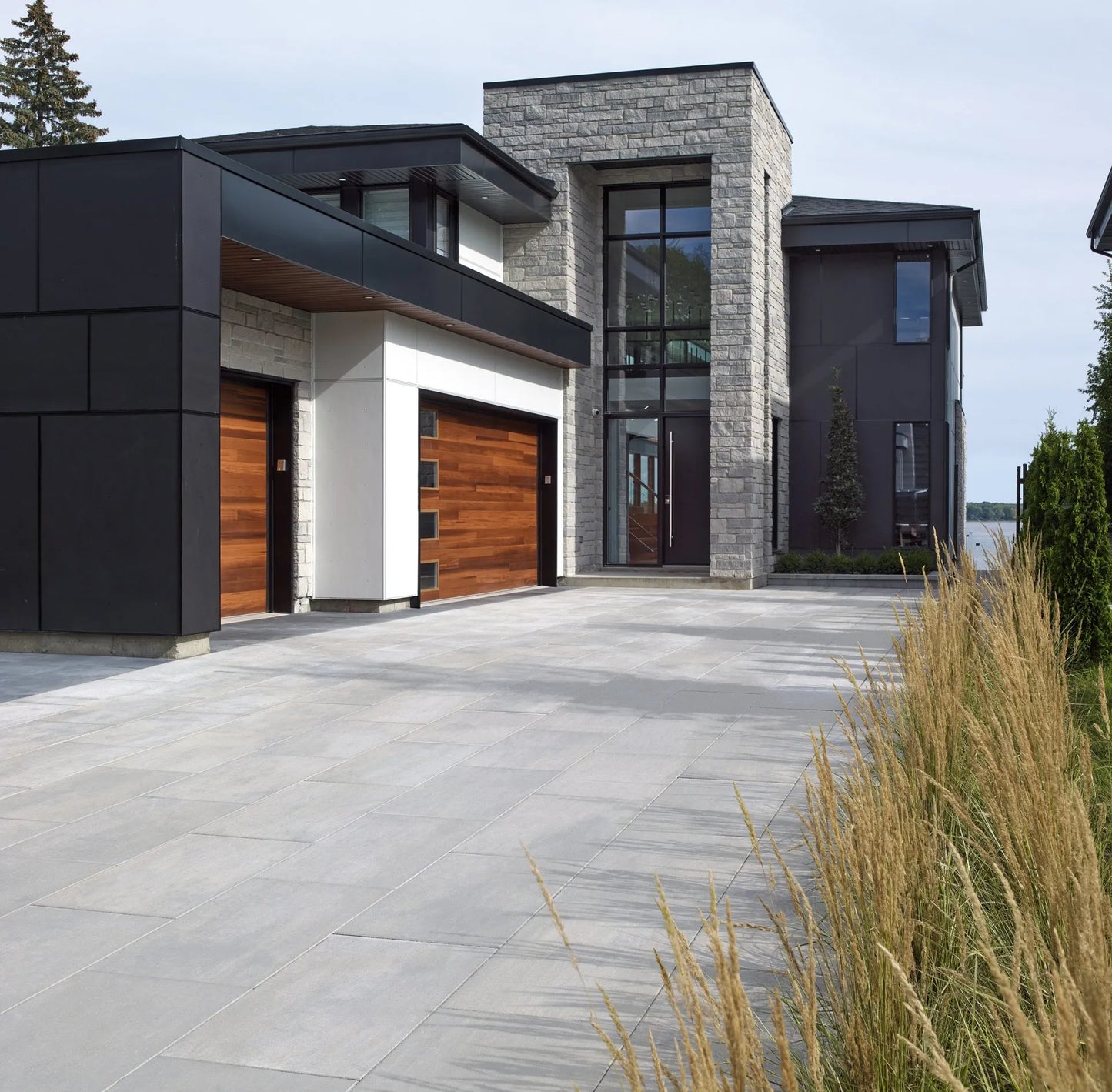 Photo du produit Pavé Méga Melville par Permacon