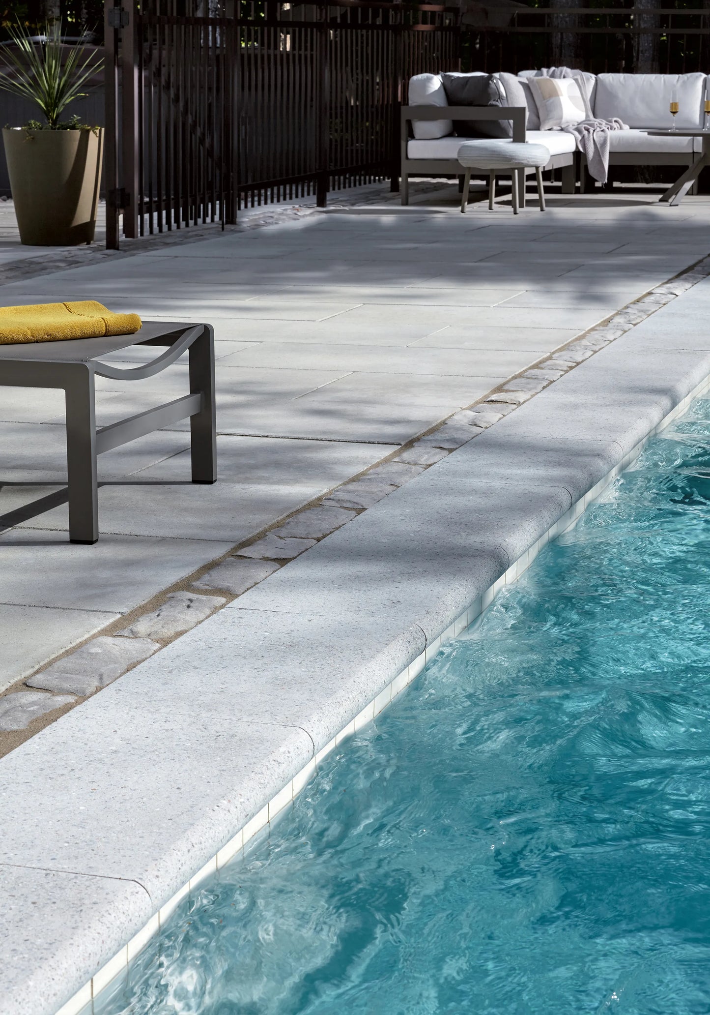 Photo du produit Couronnement Laguna par Permacon