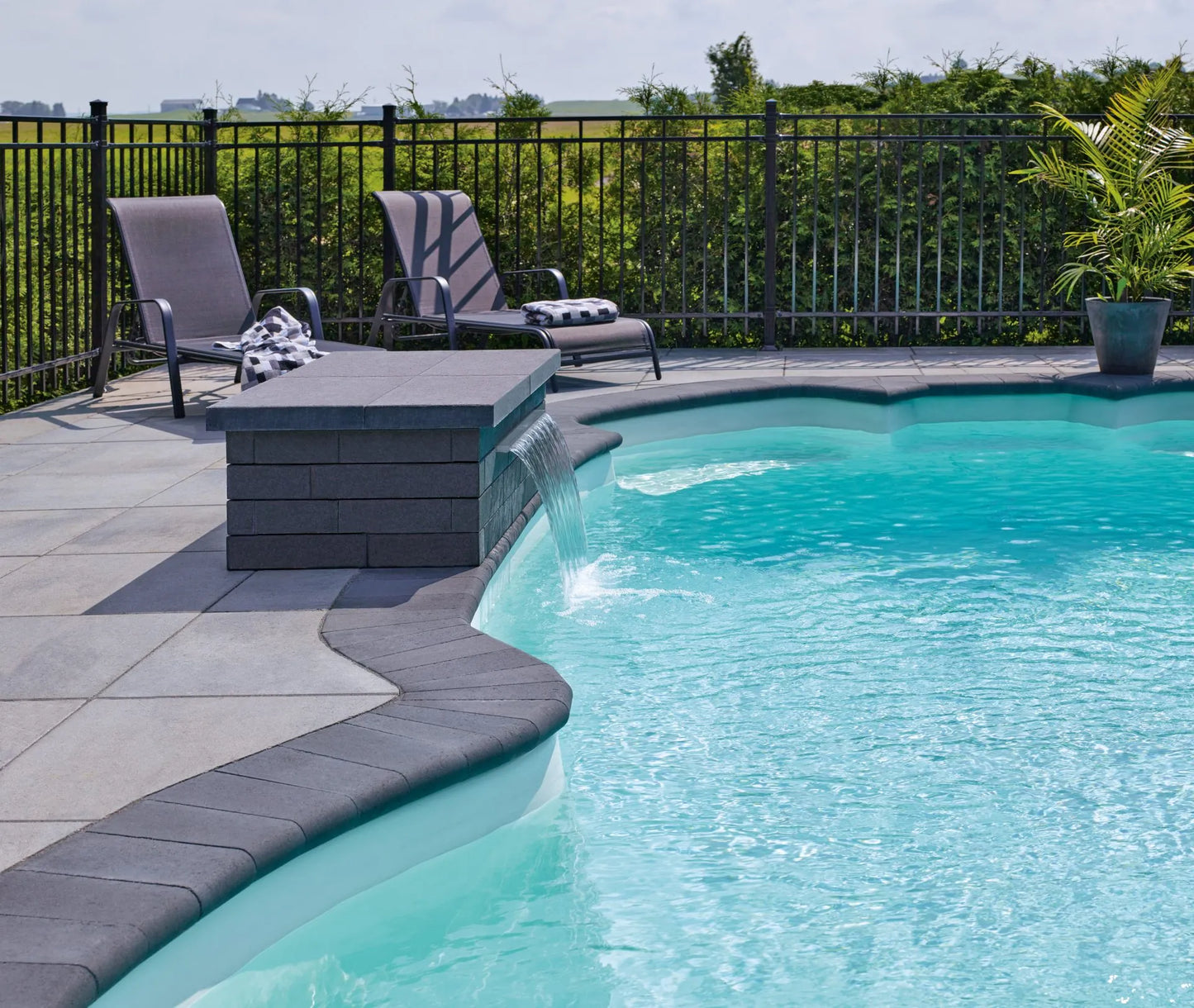 Photo du produit Couronnement Marina par Permacon