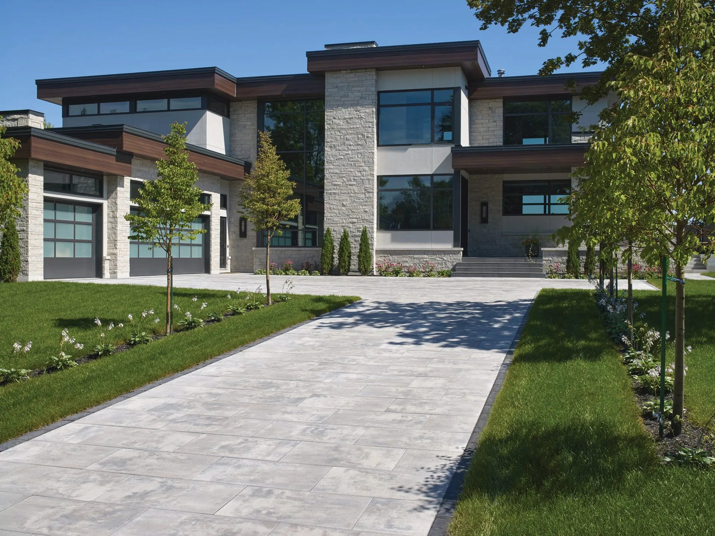 Photo du produit Pavé Melville 80 Petit Rectangle par Permacon