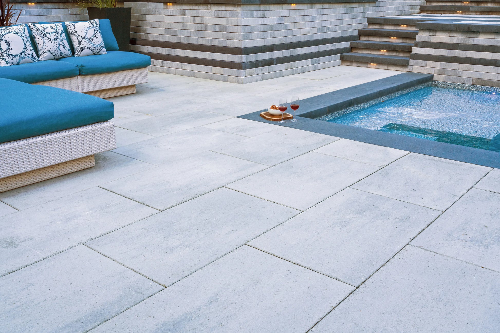 Photo du produit Dalle Méga Melville par Permacon