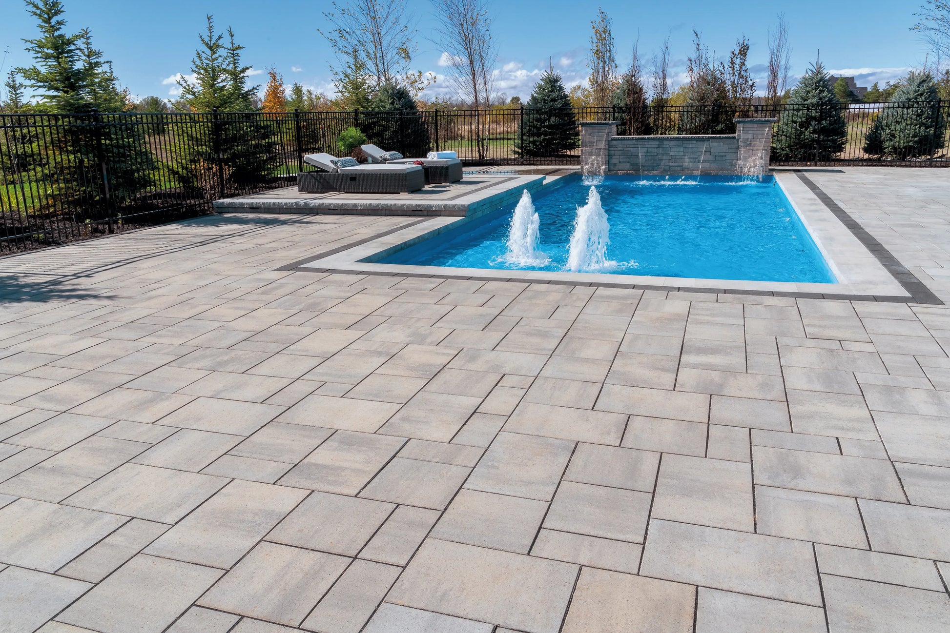 Photo du produit Couronnement Lafitt Plus par Permacon
