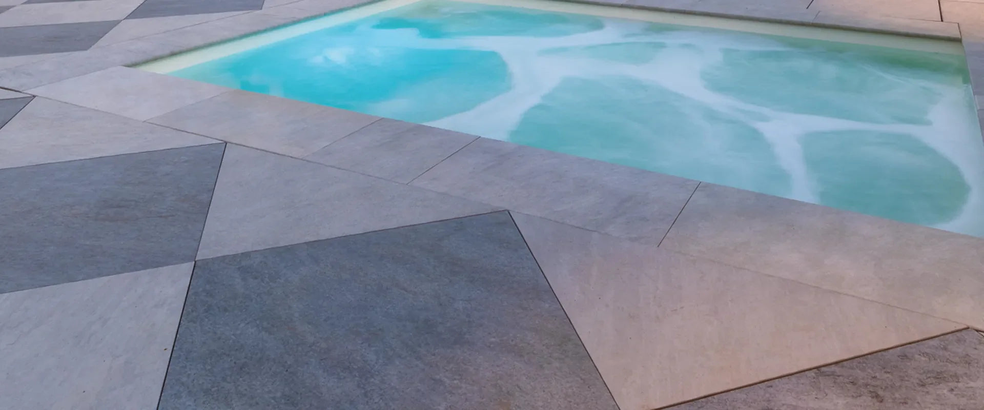 Photo du produit Couronnement Mirage Quarziti par Permacon