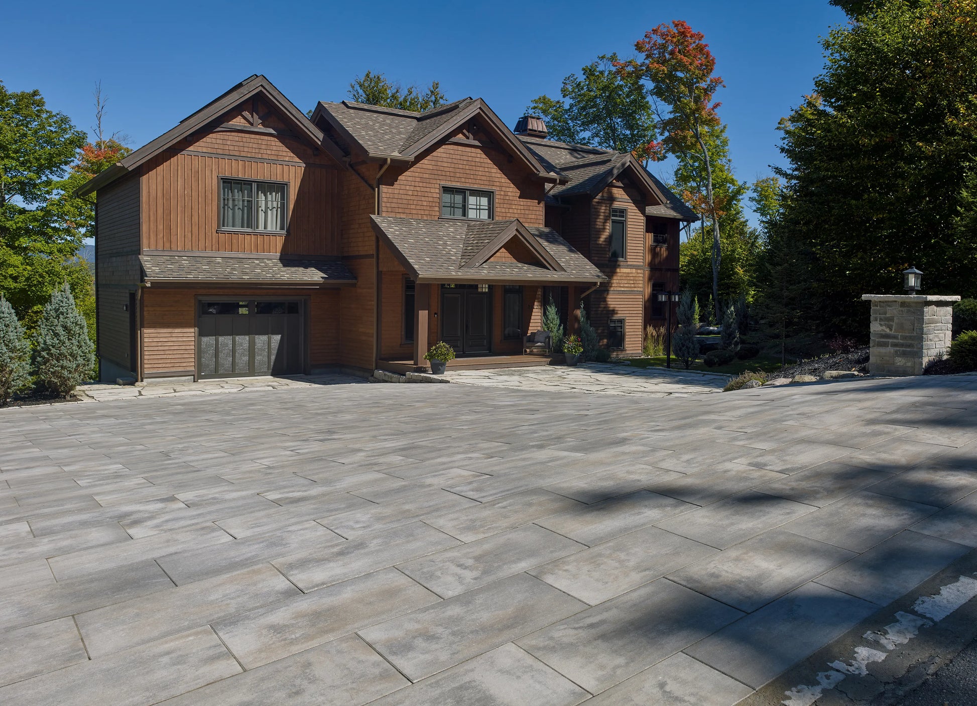 Photo du produit Pavé Méga Melville par Permacon
