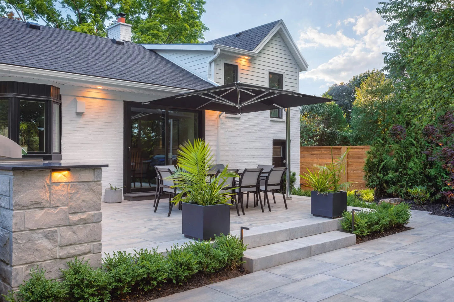 Photo du produit Marche Méga Melville Plus par Permacon