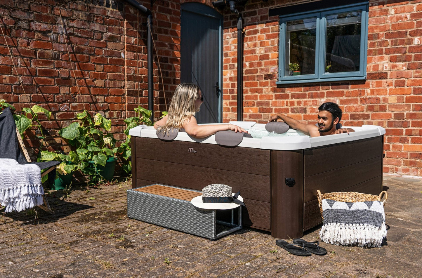 Spa Portable | MSpa | Frame Tribeca | 6 Places | 0 Jets | 140 Sorties de bulles